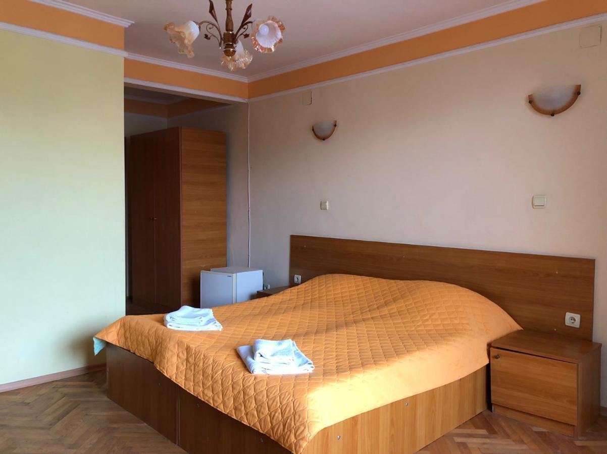 Family Hotel Saint Peter Saints Constantine and Helena ภายนอก รูปภาพ